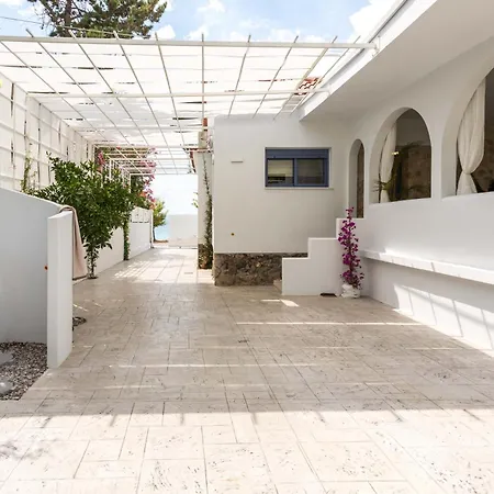 Casa vacanze Nama Seaside Retreat Mikrá Mandínia