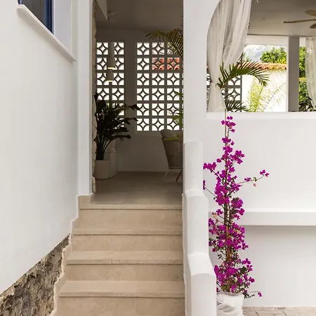 Nama Seaside Retreat *