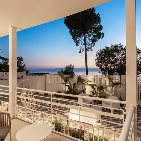 Casa vacanze Nama Seaside Retreat Mikrá Mandínia